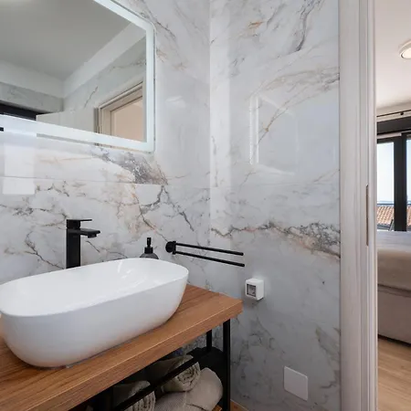 בית נופש 2 Bedroom Beautiful In *
