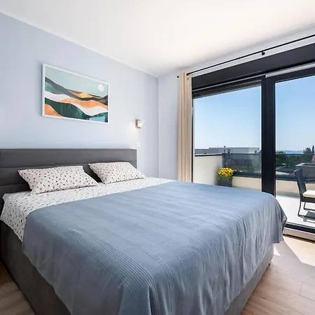 2 Bedroom Beautiful In בית נופש וודניאן